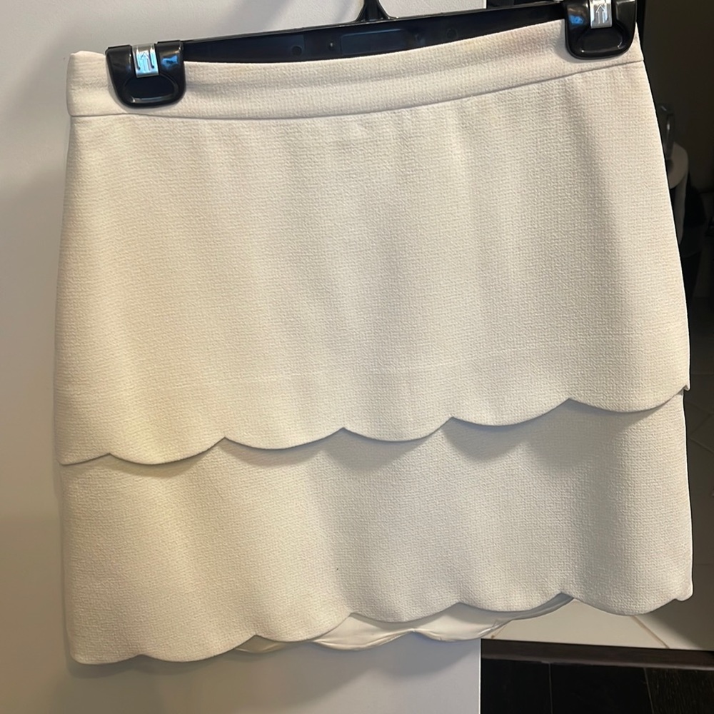 Club Monaco mini skirt size 2
